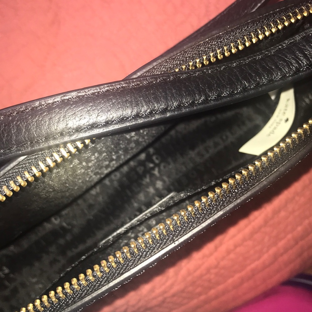 Kate Spade crossbody purse - Picture 3 of 3